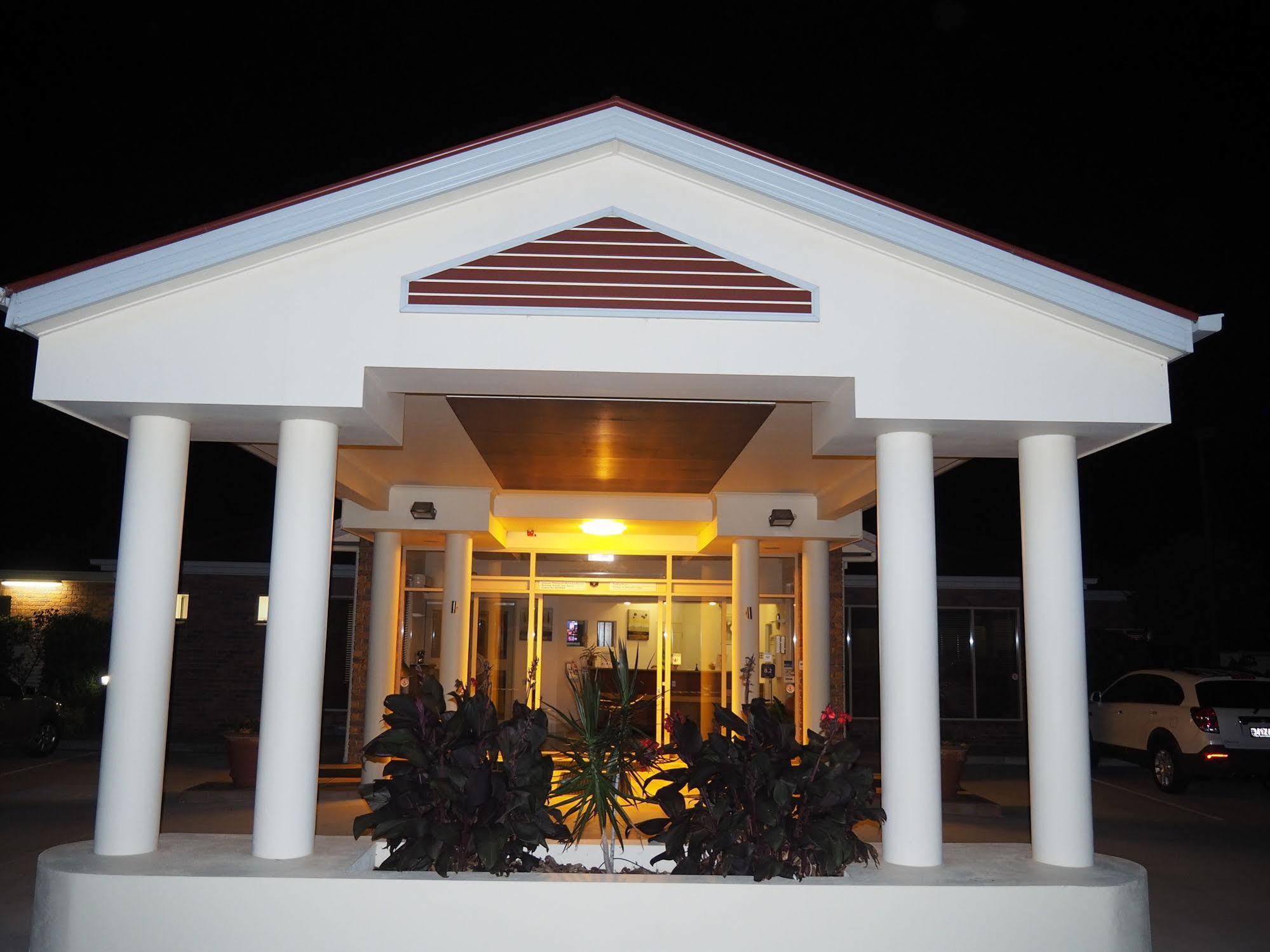 Pittsworth Motor Inn Exteriér fotografie