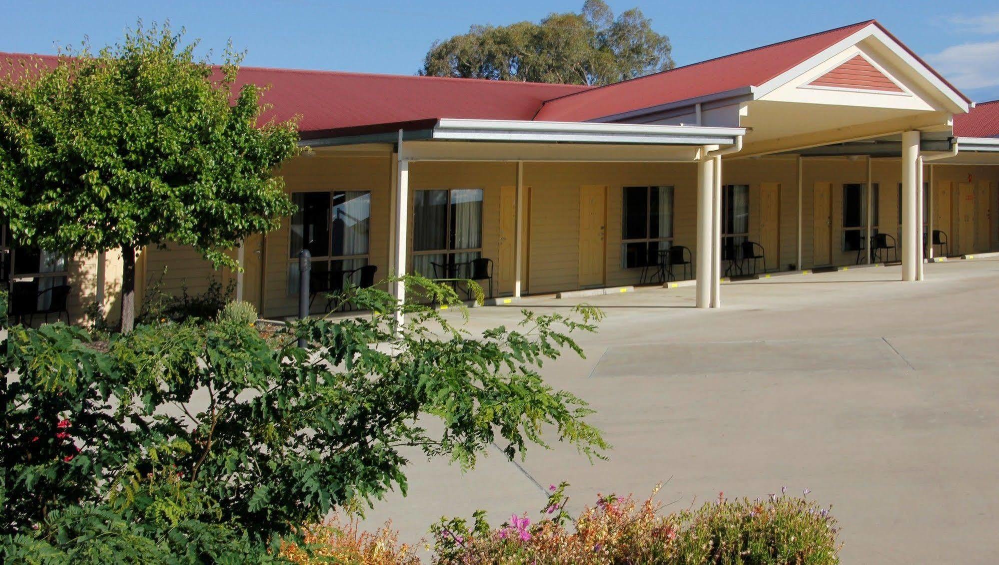 Pittsworth Motor Inn Exteriér fotografie