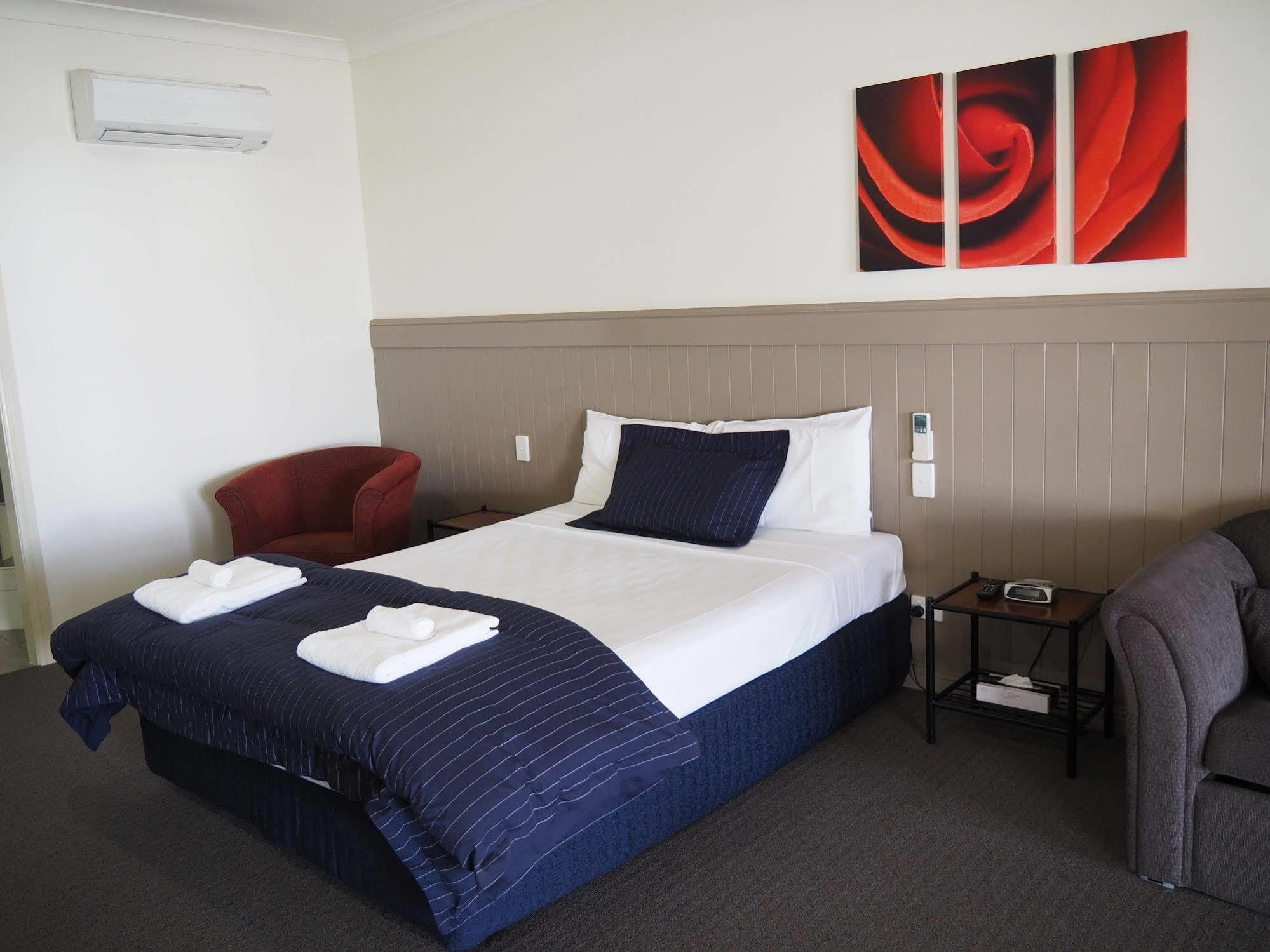 Pittsworth Motor Inn Exteriér fotografie