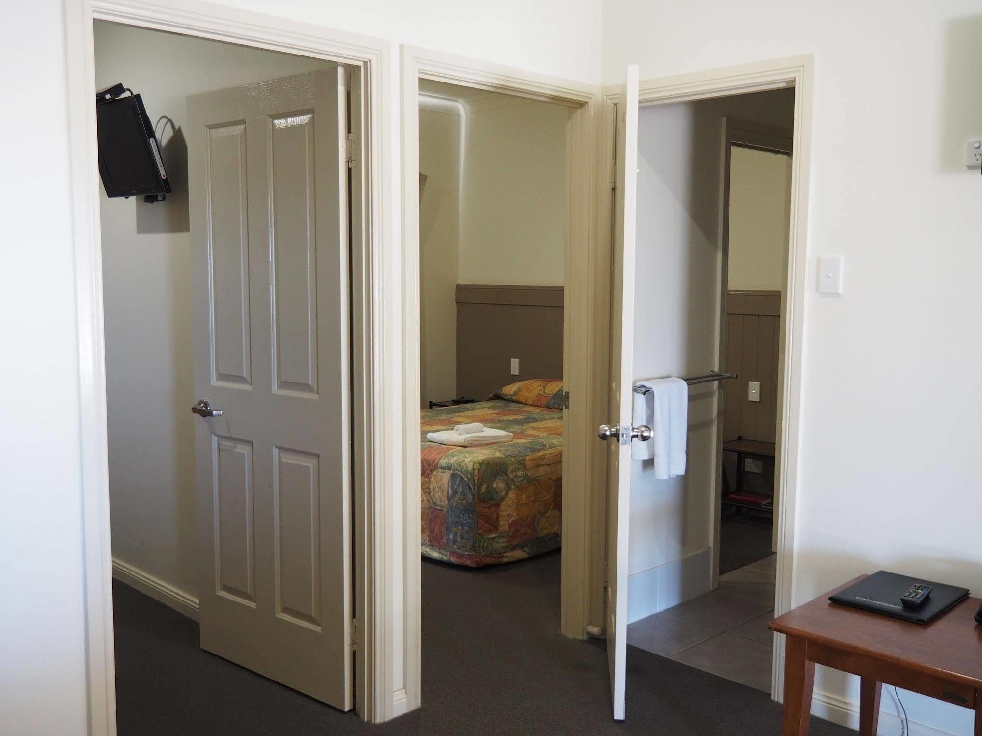 Pittsworth Motor Inn Exteriér fotografie